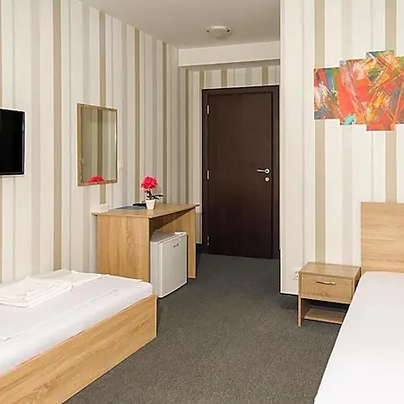 Hotell View *